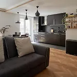 Le Marais - Modern Design Apartment