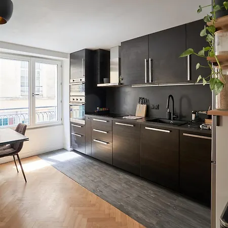 Le Marais - Modern Design * Parigi