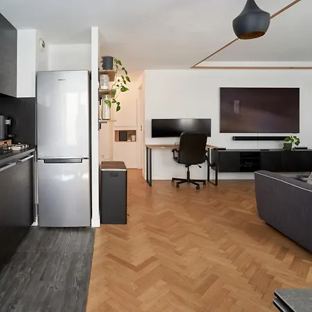 Le Marais - Modern Design * Parigi